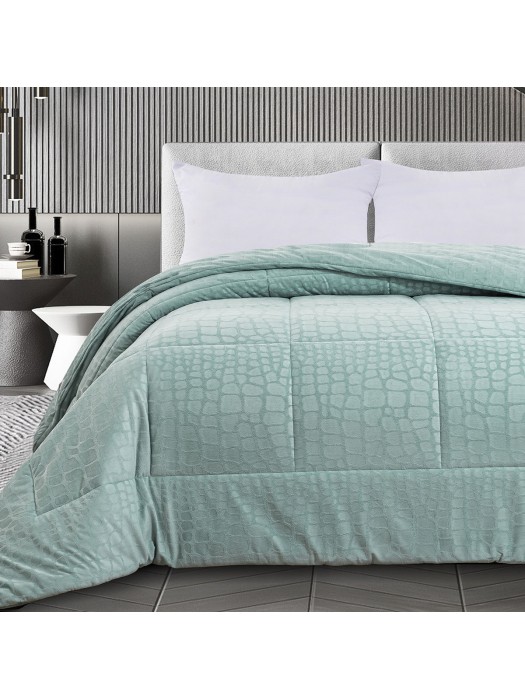 Comforter King Bed Size: 220X240 Art: 11516